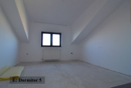 VC9 104782 - Casa 9 camere de vanzare in Floresti