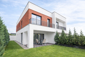 VC4 107662 - Casa 4 camere de vanzare in Europa, Cluj Napoca