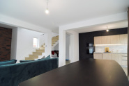 VC5 110213 - Casa 5 camere de vanzare in Floresti