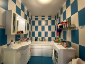 VA3 113916 - Apartament 3 camere de vanzare in Floresti