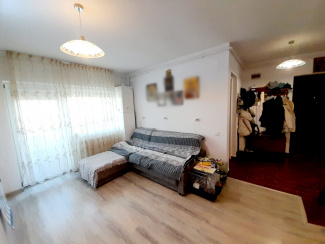 VA3 114807 - Apartament 3 camere de vanzare in Floresti