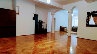 VC8 114921 - Casa 8 camere de vanzare in Centru Oradea, Oradea