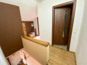 VA5 115408 - Apartament 5 camere de vanzare in Floresti