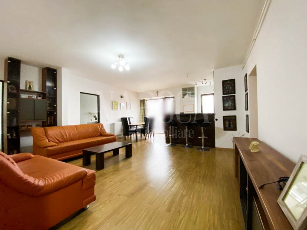 VA5 115573 - Apartment 5 rooms for sale in Floresti
