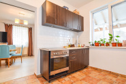 VC12 116080 - House 12 rooms for sale in Floresti