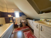 VA4 118939 - Apartment 4 rooms for sale in Floresti