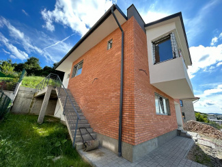 VC5 120337 - Casa 5 camere de vanzare in Floresti