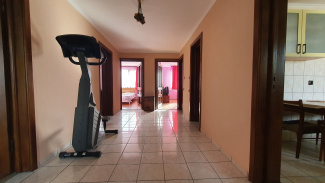 VC8 120430 - House 8 rooms for sale in Velenta Oradea, Oradea