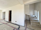 VC4 121038 - Casa 4 camere de vanzare in Apahida