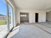 VC4 121038 - Casa 4 camere de vanzare in Apahida