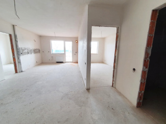 VA3 121504 - Apartament 3 camere de vanzare in Floresti