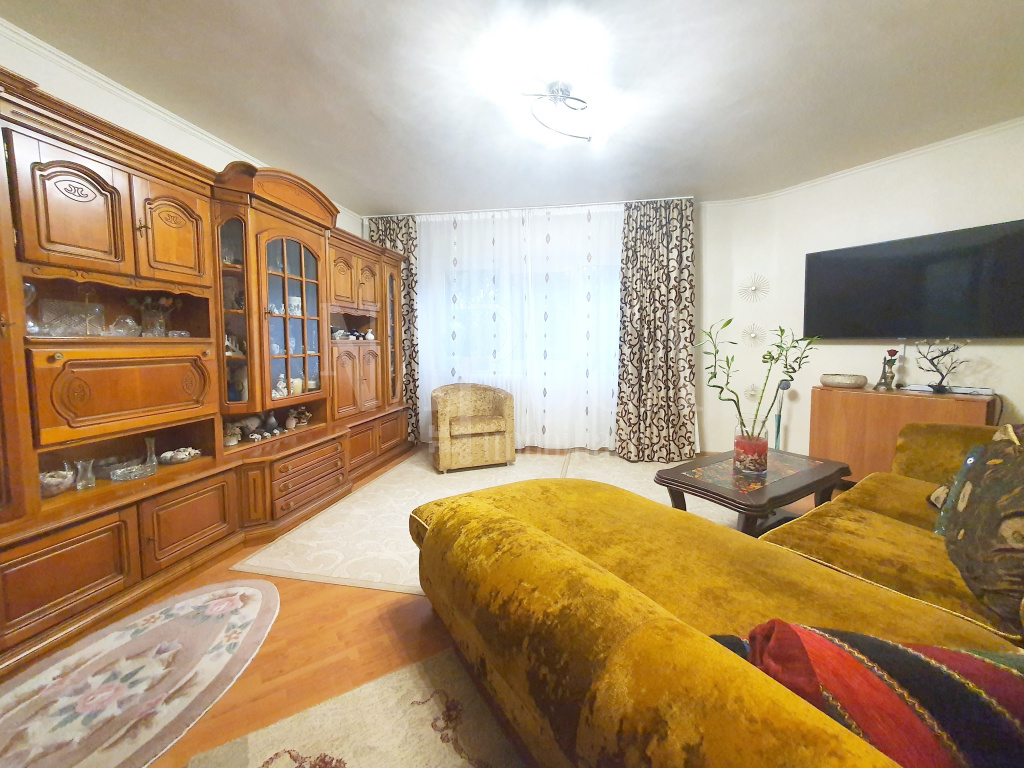 VA3 125567 - Apartament 3 camere de vanzare in Decebal-Dacia Oradea, Oradea