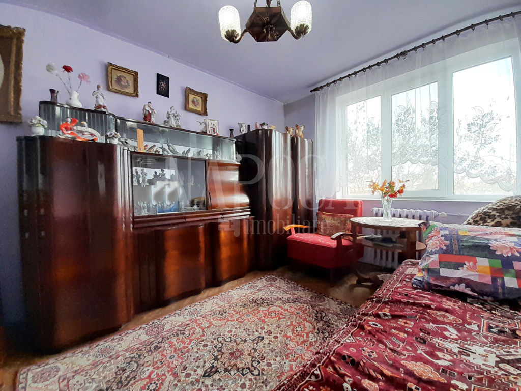 VA3 127253 - Apartament 3 camere de vanzare in Centru Oradea, Oradea