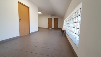 ISC 140986 - Commercial space for rent in Episcopia Bihor Oradea, Oradea