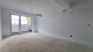 VA3 143853 - Apartament 3 camere de vanzare in Nufarul Oradea, Oradea