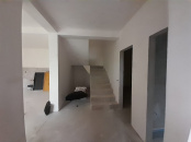 VC4 143909 - Casa 4 camere de vanzare in Floresti