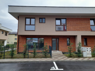VC4 143909 - Casa 4 camere de vanzare in Floresti