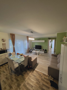 VA3 144401 - Apartament 3 camere de vanzare in Floresti