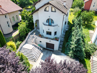 VC9 145011 - Casa 9 camere de vanzare in Europa, Cluj Napoca