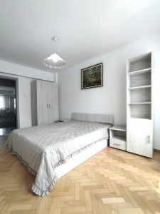 IA3 146044 - Apartament 3 camere de inchiriat in Centru, Cluj Napoca