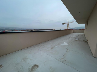 VA3 150100 - Apartament 3 camere de vanzare in Floresti
