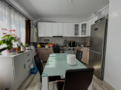VA3 151277 - Apartament 3 camere de vanzare in Floresti