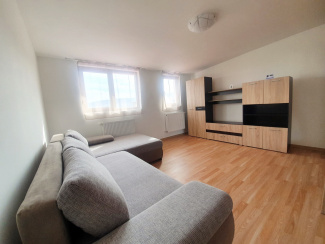 VA1 151975 - Apartament o camera de vanzare in Floresti