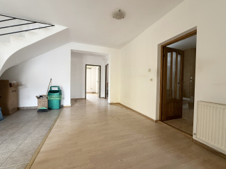 VC8 152381 - Casa 8 camere de vanzare in Centru, Cluj Napoca
