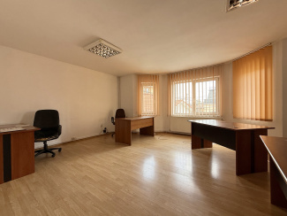 IC8 152382 - Casa 8 camere de inchiriat in Centru, Cluj Napoca