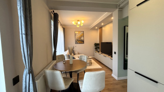 VC4 152485 - Casa 4 camere de vanzare in Floresti
