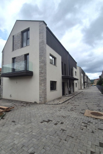 VC4 153519 - Casa 4 camere de vanzare in Terra, Floresti