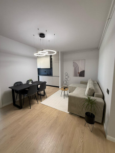 VA3 153778 - Apartament 3 camere de vanzare in Floresti