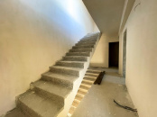VC4 154144 - Casa 4 camere de vanzare in Floresti