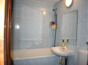 VA3 155062 - Apartament 3 camere de vanzare in Decebal-Dacia Oradea, Oradea