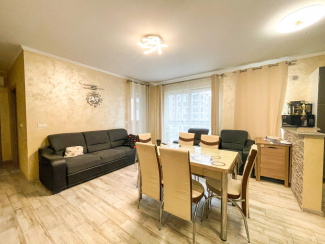 VA4 155245 - Apartament 4 camere de vanzare in Floresti