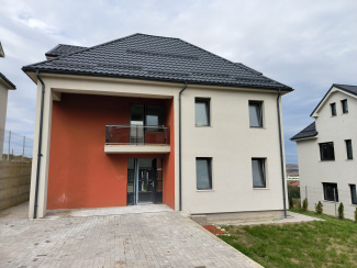 VC5 156300 - Casa 5 camere de vanzare in Dezmir