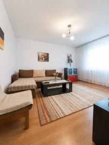 VA3 156871 - Apartament 3 camere de vanzare in Calea Aradului Oradea, Oradea