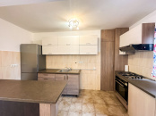 IC4 158153 - Casa 4 camere de inchiriat in Europa, Cluj Napoca