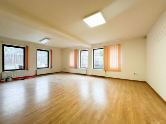 IC4 158256 - House 4 rooms for rent in Manastur, Cluj Napoca