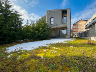 VC4 158583 - Casa 4 camere de vanzare in Europa, Cluj Napoca