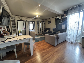 VA3 158859 - Apartament 3 camere de vanzare in Floresti