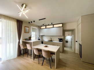 VA3 159557 - Apartament 3 camere de vanzare in Floresti