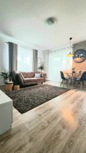 VA3 160542 - Apartament 3 camere de vanzare in Floresti