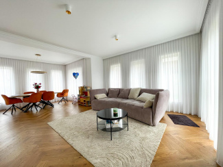 VC4 160657 - Casa 4 camere de vanzare in Floresti