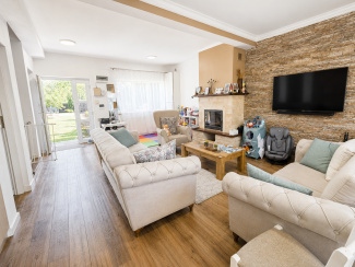 VC4 161051 - Casa 4 camere de vanzare in Floresti