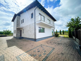 VC6 161242 - Casa 6 camere de vanzare in Someseni, Cluj Napoca