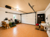 VC6 161639 - Casa 6 camere de vanzare in Floresti
