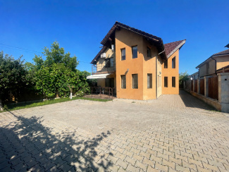 VC6 161639 - Casa 6 camere de vanzare in Floresti