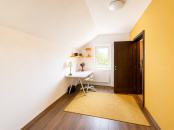 VC6 161639 - Casa 6 camere de vanzare in Floresti