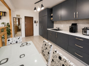 VA3 162684 - Apartament 3 camere de vanzare in Floresti